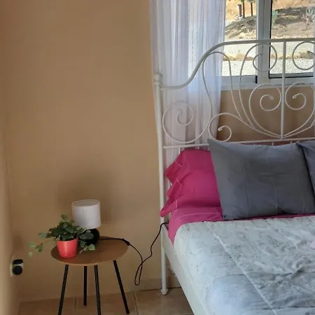 Casa Ceratonia Bed & Breakfast